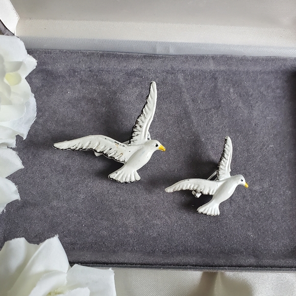 Unique And Rare Vintage Brooch Two Birds ~ Vintage Jewellery - Picture 1 of 12